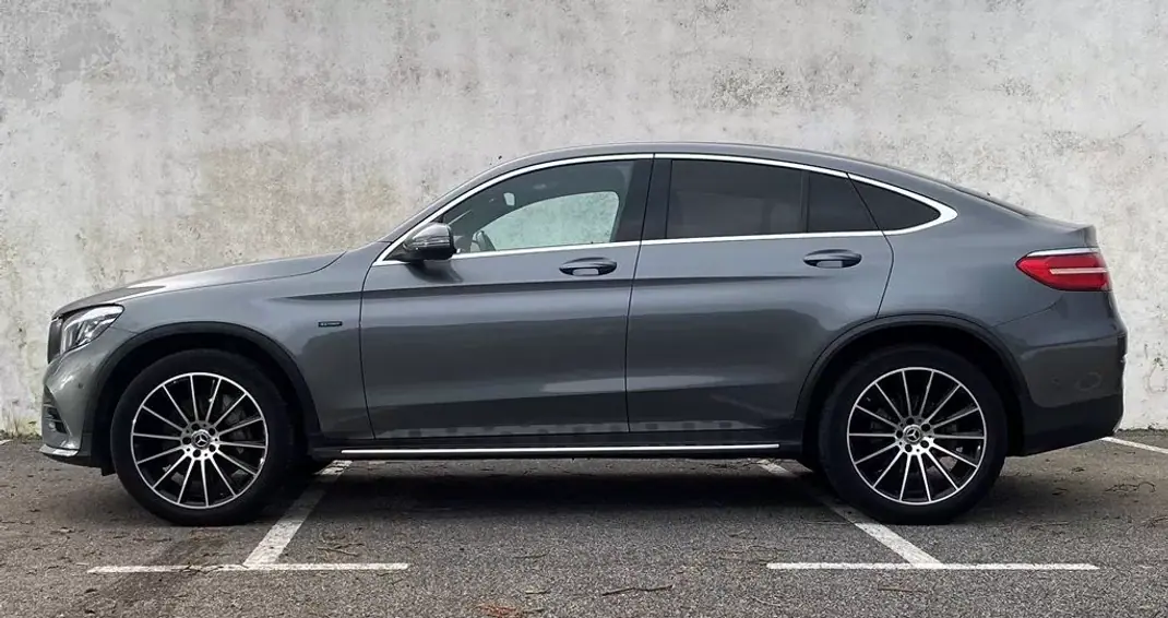 Mercedes-Benz GLC 350 2018 - 45900 EUR, 88510 km - AUTO.MOTO.pt - 88510km - foto 7 de 17