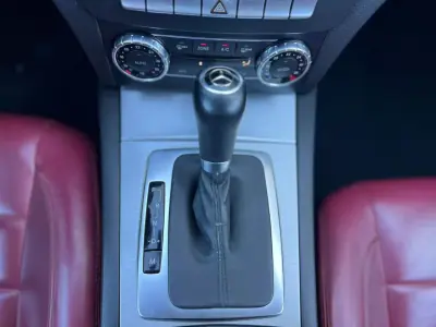 Mercedes-Benz C 220 2012 - 17500 EUR, 190898 km - AUTO.MOTO.pt - 190898km - foto 11 de 19