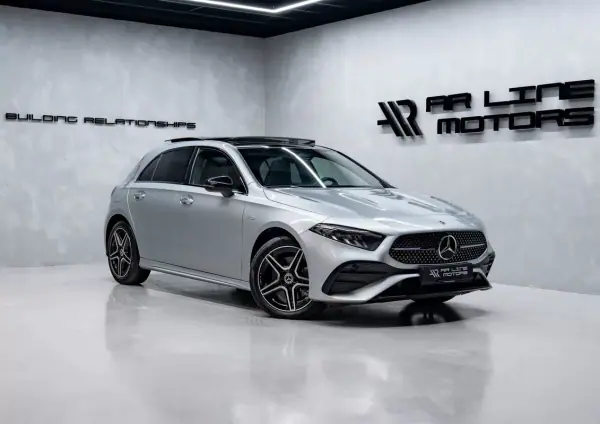 Mercedes-Benz A 250 E 8g  Dct Amg Line 2025 Hybrid Plug-In