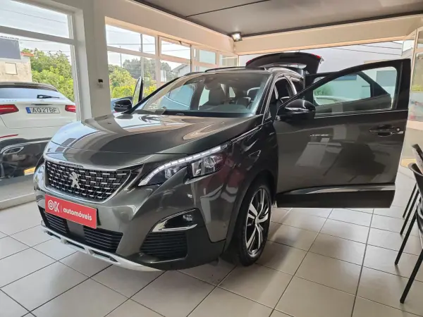 Peugeot 3008 2018 - 19650 EUR, 79000 km - AUTO.MOTO.pt - 79000km - foto 21 de 37