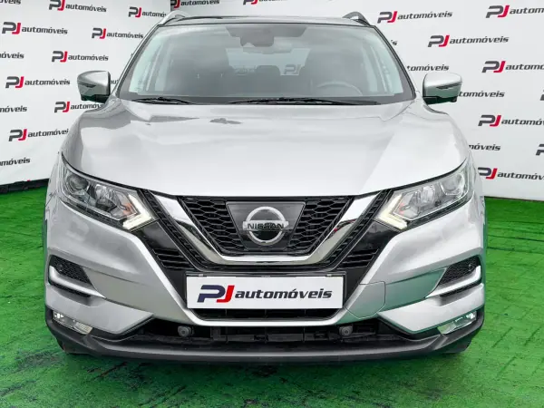 Nissan Qashqai 2018 - 17990 EUR, 95880 km - AUTO.MOTO.pt - 95880km - foto 4 de 27