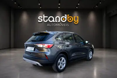 Ford Kuga 2022 — foto 2 de 14