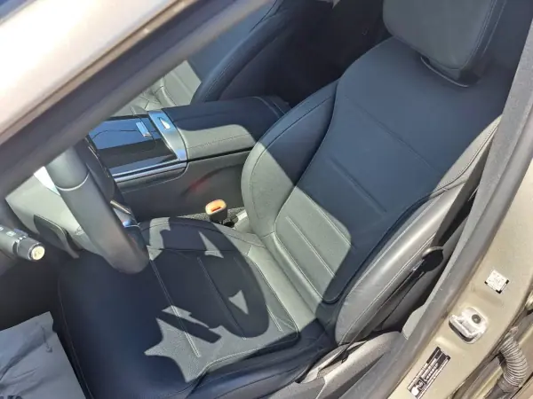 Mercedes-Benz C 300e 2022 - 39990 EUR, 59000 km - AUTO.MOTO.pt - 59000km - foto 14 de 47