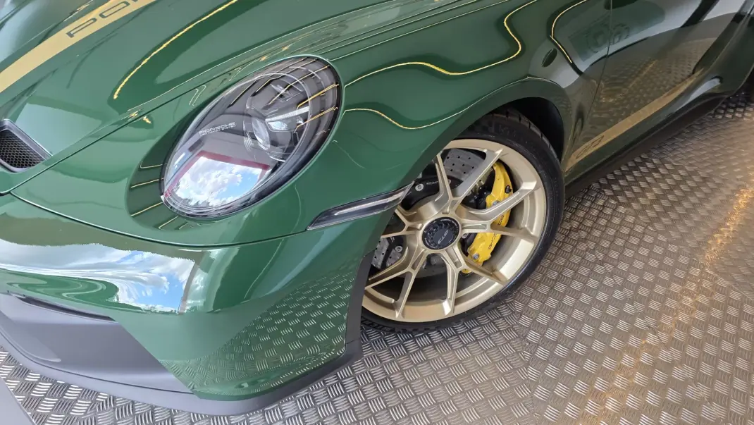 Porsche 992 2021 - 235000 EUR, 15666 km - AUTO.MOTO.pt - 15666km - foto 28 de 61