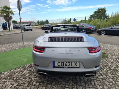 Porsche 911 2018 - 119950 EUR, 78000 km - AUTO.MOTO.pt - 78000km - foto 4 de 11