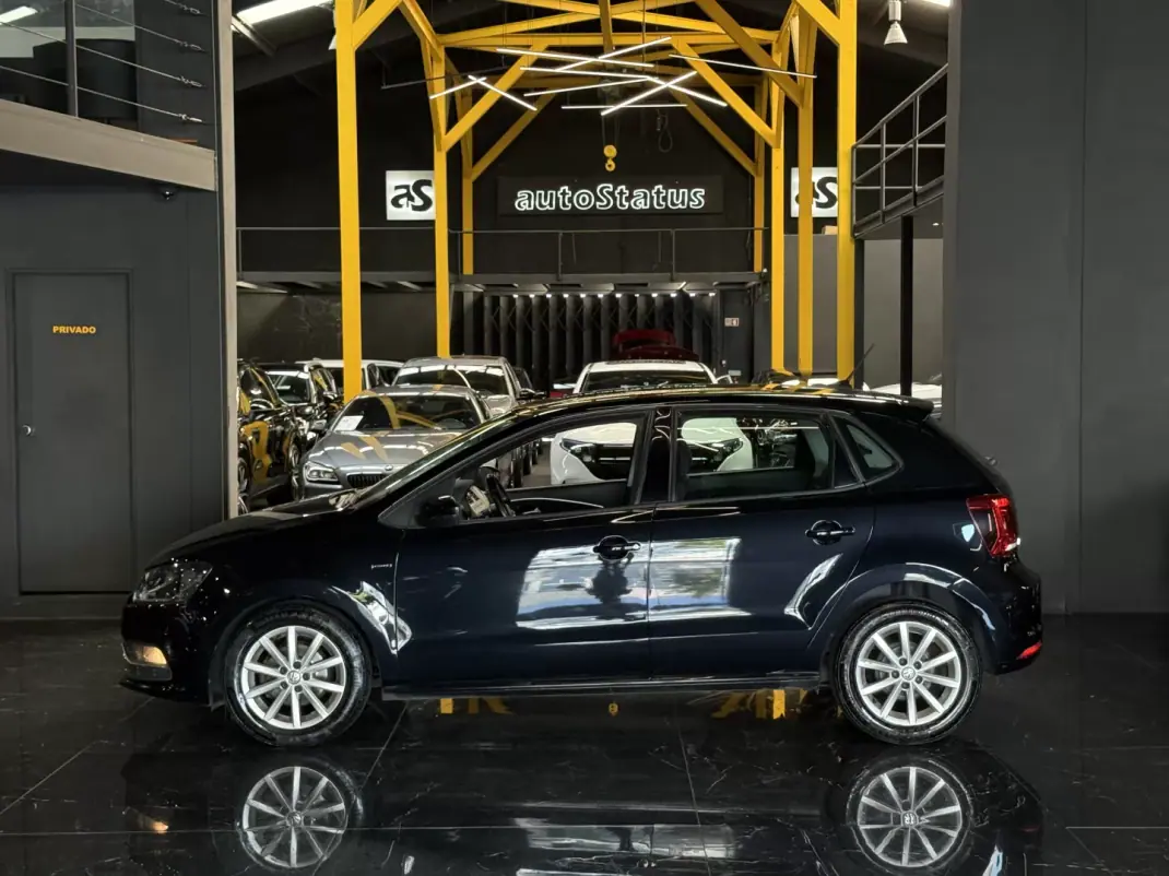 Volkswagen Polo 2016 - 10990 EUR, 106798 km - AUTO.MOTO.pt - 106798km - foto 6 de 25