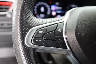 Renault Clio 2023 - 15950 EUR, 52147 km - AUTO.MOTO.pt - 52147km - foto 37 de 45