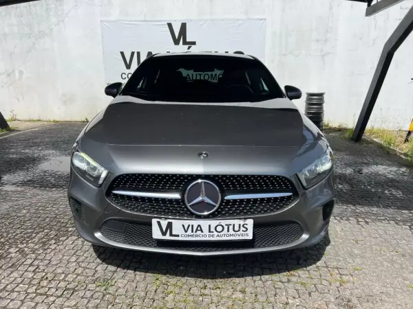 Mercedes-Benz A 180 2019 - 19000 EUR, 200150 km - AUTO.MOTO.pt - 200150km - foto 6 de 14