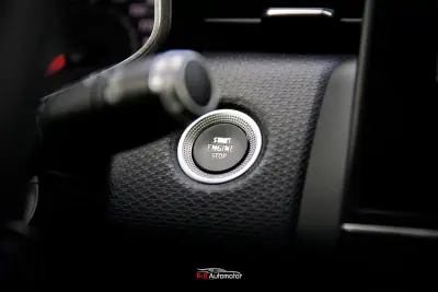 Renault Clio 2020 - 13700 EUR, 97000 km - AUTO.MOTO.pt - 97000km - foto 20 de 37