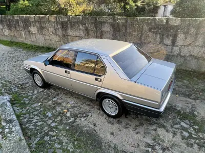 Alfa Romeo 90 1988 - 18900 EUR, 27700 km - AUTO.MOTO.pt - 27700km - foto 12 de 60