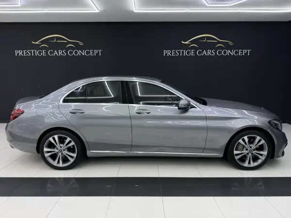 Mercedes-Benz C 350 e 2016 Híbrido Plug-In
