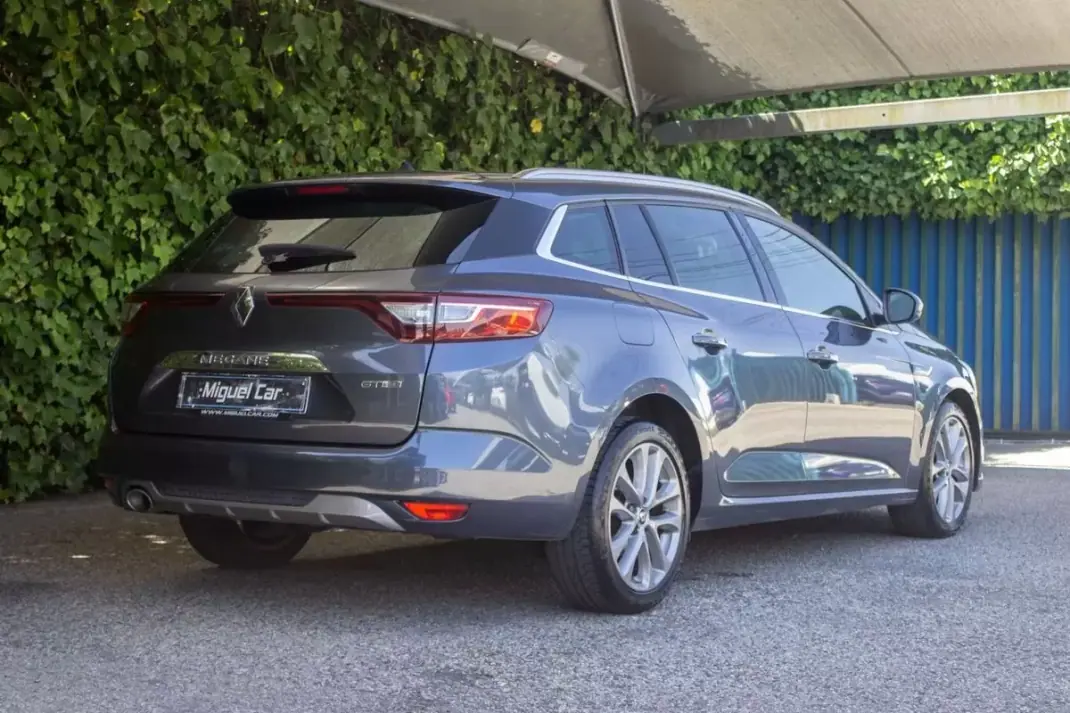 Renault Mégane Sport Tourer 2019 - 13990 EUR, 161000 km - 161000km - foto 8 de 16