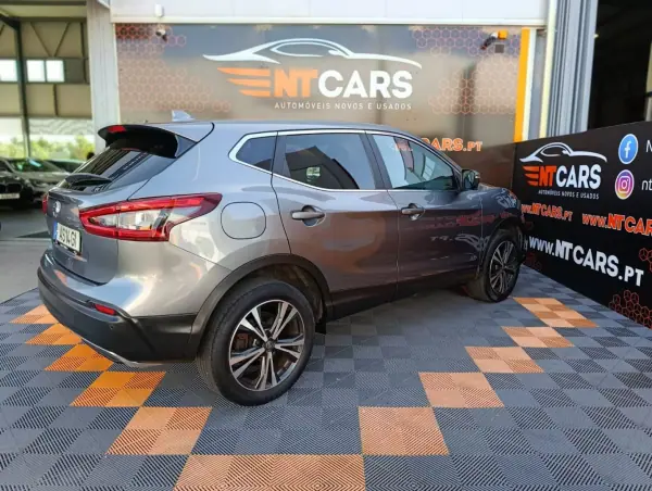 Nissan Qashqai 2019 - 19750 EUR, 129836 km - AUTO.MOTO.pt - 129836km - foto 2 de 18