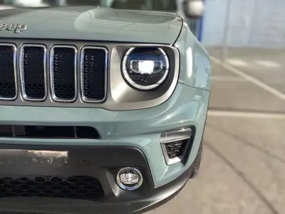 Jeep Renegade 2019 - 15500 EUR, 77325 km - AUTO.MOTO.pt - 77325km - foto 2 de 5