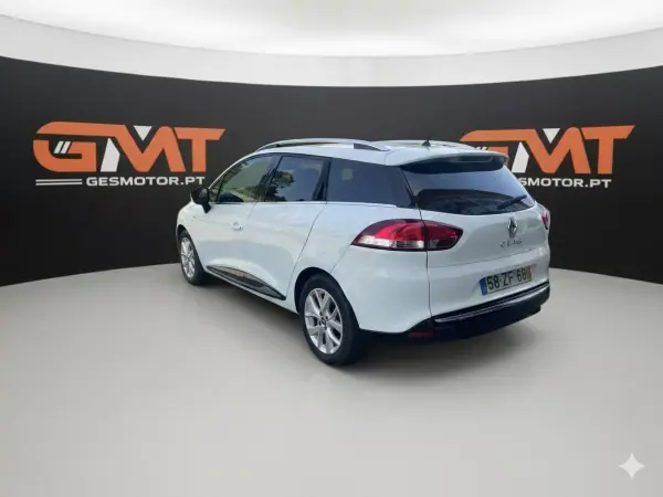 Renault Clio Sport Tourer 2019 - 11990 EUR, 130000 km - AUTO.MOTO.pt - 130000km - foto 4 de 11