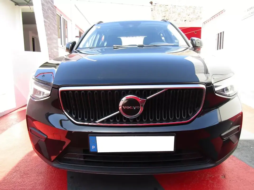 Volvo XC 40 2022 - 24699 EUR, 130656 km - 130656km - foto 2 de 32