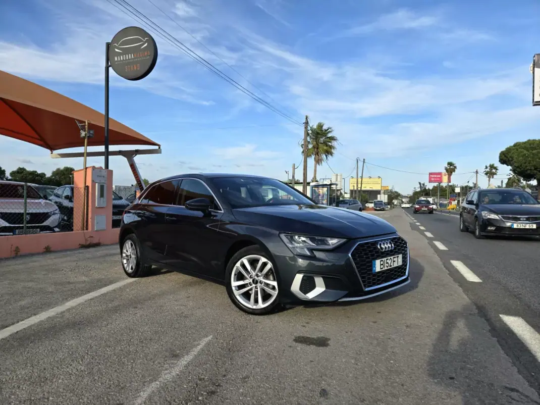 Audi A3 Sportback 2021 - 25950 EUR, 19765 km - AUTO.MOTO.pt - 19765km - foto 3 de 10