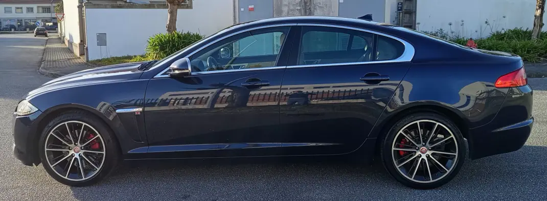 Jaguar XF 2014 - 13990 EUR, 192200 km - AUTO.MOTO.pt - 192200km - foto 6 de 18