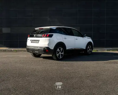 Peugeot 3008 2019 - 17990 EUR, 149900 km - AUTO.MOTO.pt - 149900km - foto 18 de 48