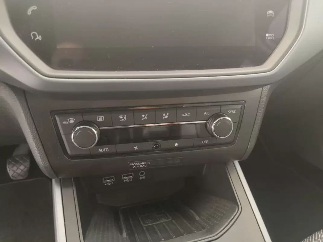 SEAT Arona 2020 - 13900 EUR, 99705 km - 99705km - foto 9 de 16