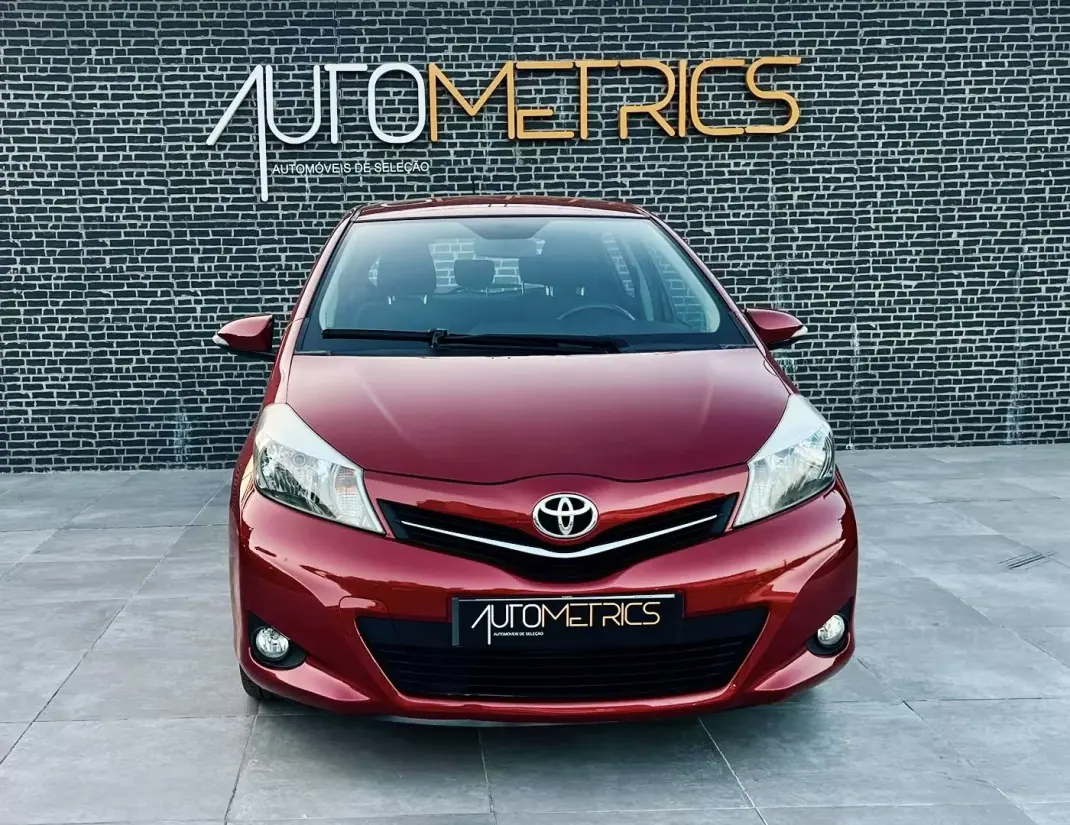 Toyota Yaris 2014 - 9990 EUR, 157000 km - 157000km - foto 14 de 14