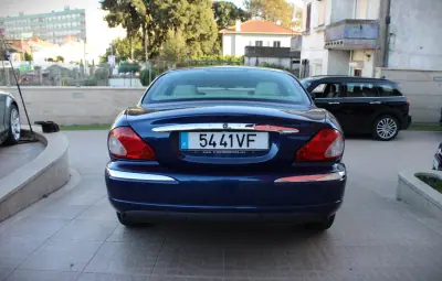 Jaguar X-Type 2003 - 9990 EUR, 128000 km - AUTO.MOTO.pt - 128000km - foto 6 de 31
