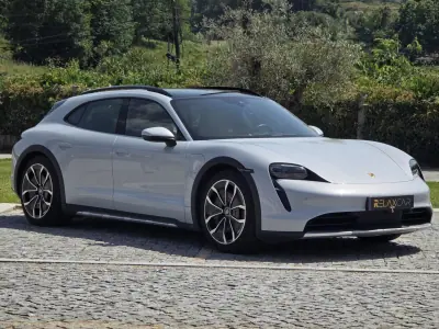 Porsche Taycan Cross Turismo 2021 - 65499 EUR, 59000 km - AUTO.MOTO.pt - 59000km - foto 5 de 40