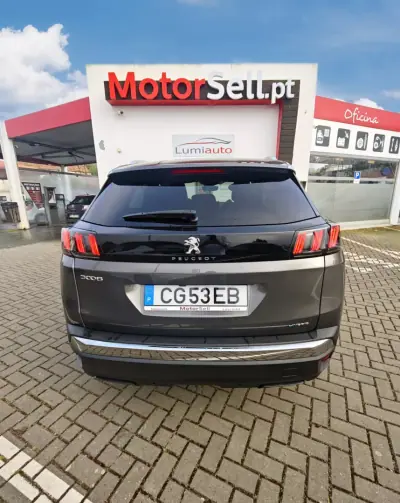 Peugeot 3008 2021 - 23600 EUR, 98000 km - AUTO.MOTO.pt - 98000km - foto 12 de 13