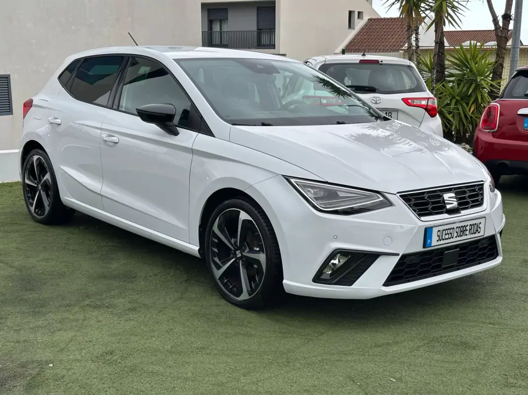 SEAT Ibiza 2023 - 22490 EUR, 21800 km - AUTO.MOTO.pt - 21800km - foto 6 de 18