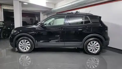 Volkswagen T-Cross 2020 - 18990 EUR, 120000 km - AUTO.MOTO.pt - 120000km - foto 2 de 35