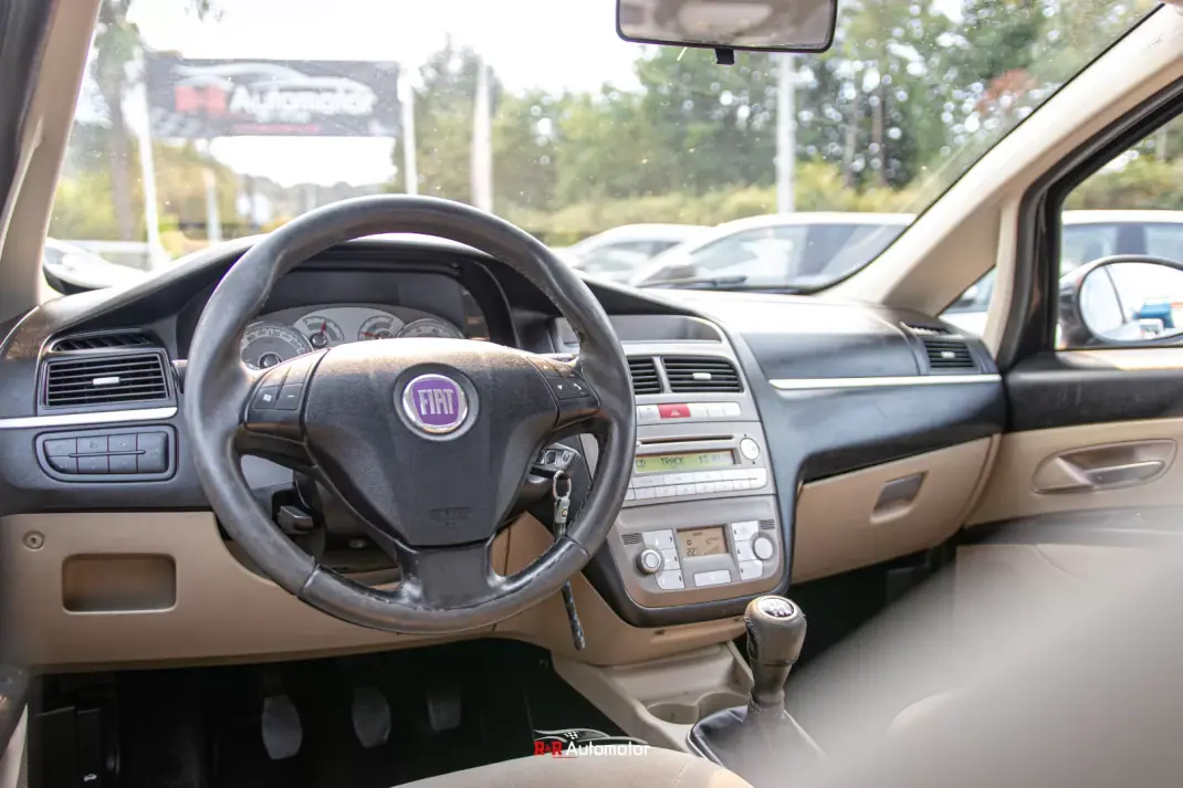 Fiat Linea 2008 - 4600 EUR, 258000 km - 258000km - foto 3 de 21