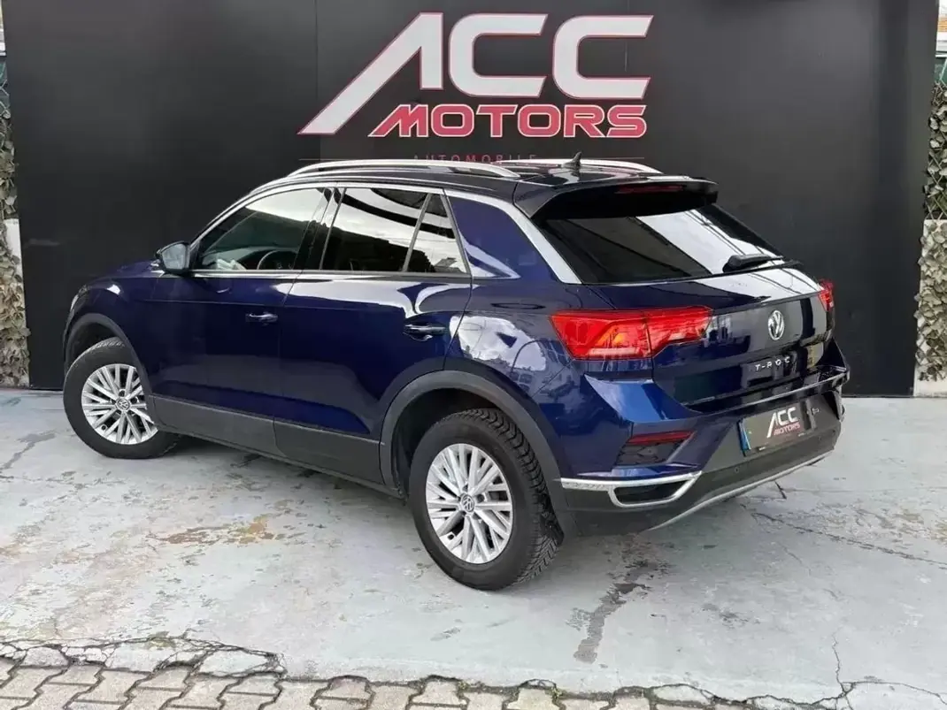 Volkswagen T-Roc 2019 - 21900 EUR, 135000 km - AUTO.MOTO.pt - 135000km - foto 8 de 48