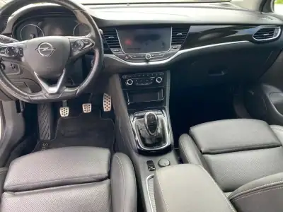 Opel Astra Sports Tourer 2020 - 17500 EUR, 134000 km - AUTO.MOTO.pt - 134000km - foto 17 de 30