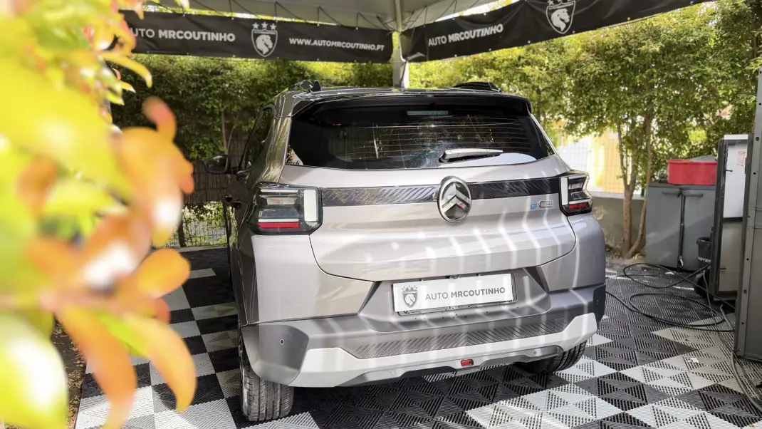 Citroën e-C3 2025 - 21500 EUR, 8295 km - AUTO.MOTO.pt - 8295km - foto 9 de 28