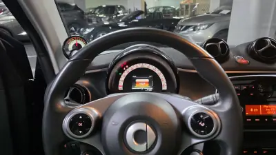 Smart Fortwo Cabrio 2021 - 14990 EUR, 68000 km - 68000km - foto 7 de 27