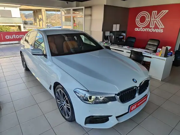 BMW 530e 2019 - 31500 EUR, 46900 km - AUTO.MOTO.pt - 46900km - foto 2 de 39