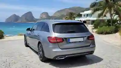 Mercedes-Benz C 250 2015 - 17346 EUR, 235000 km - AUTO.MOTO.pt - 235000km - foto 3 de 15