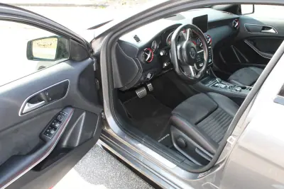Mercedes-Benz A 45 AMG 2017 - 32990 EUR, 144000 km - AUTO.MOTO.pt - 144000km - foto 18 de 40