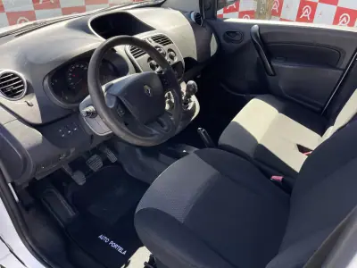 Renault Kangoo 1.5 DCi Business 2020 - 13490 EUR, 142280 km - AUTO.MOTO.pt - 142280km - foto 9 de 17