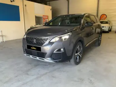 Peugeot 5008 2019 - 129646km