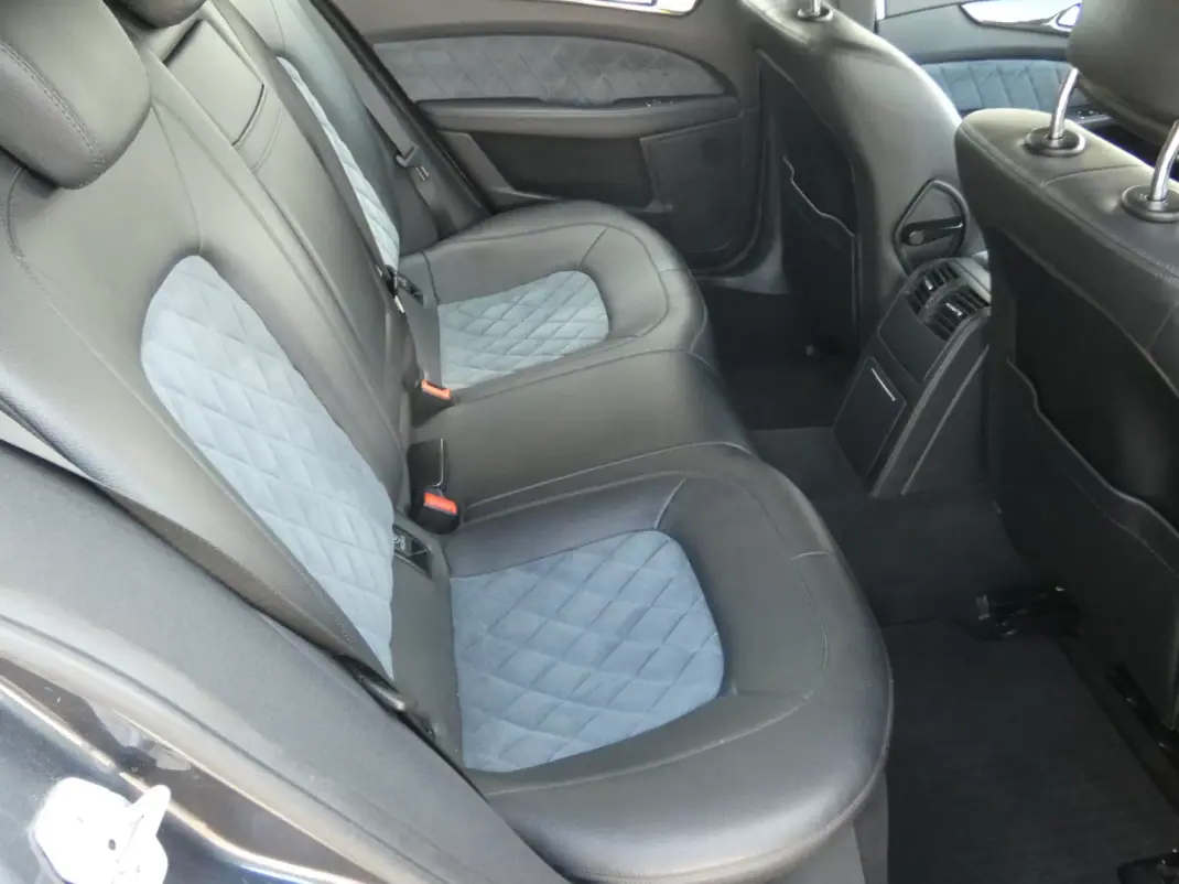 Mercedes-Benz CLS 250 2015 - 22500 EUR, 278000 km - AUTO.MOTO.pt - 278000km - foto 18 de 42