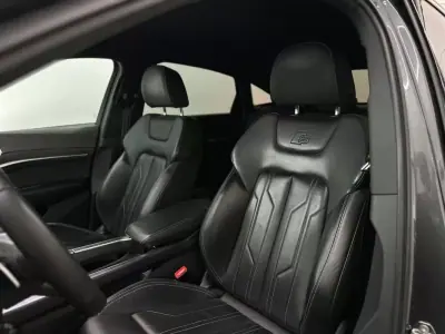 Audi Q8 e-Tron Sportback 2023 - 49500 EUR, 93000 km - AUTO.MOTO.pt - 93000km - foto 22 de 31