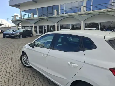 SEAT Ibiza 2022 - 17250 EUR, 70500 km - AUTO.MOTO.pt - 70500km - foto 10 de 31