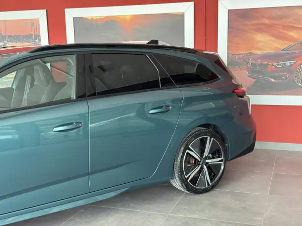 Peugeot 308 SW 2022 - 26990 EUR, 55106 km - AUTO.MOTO.pt - 55106km - foto 3 de 22