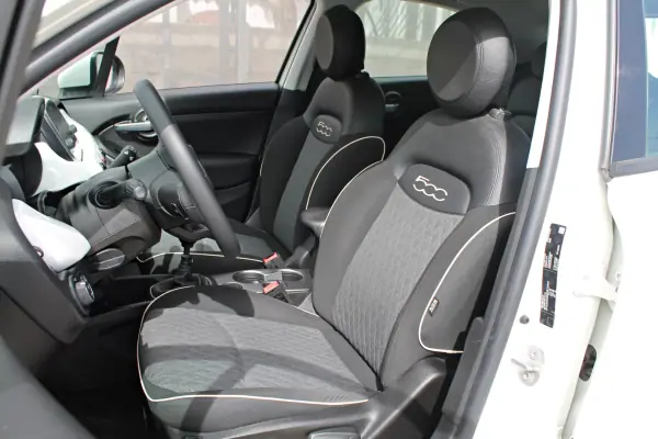 Fiat 500X 2019 - 13900 EUR, 122366 km - AUTO.MOTO.pt - 122366km - foto 9 de 22