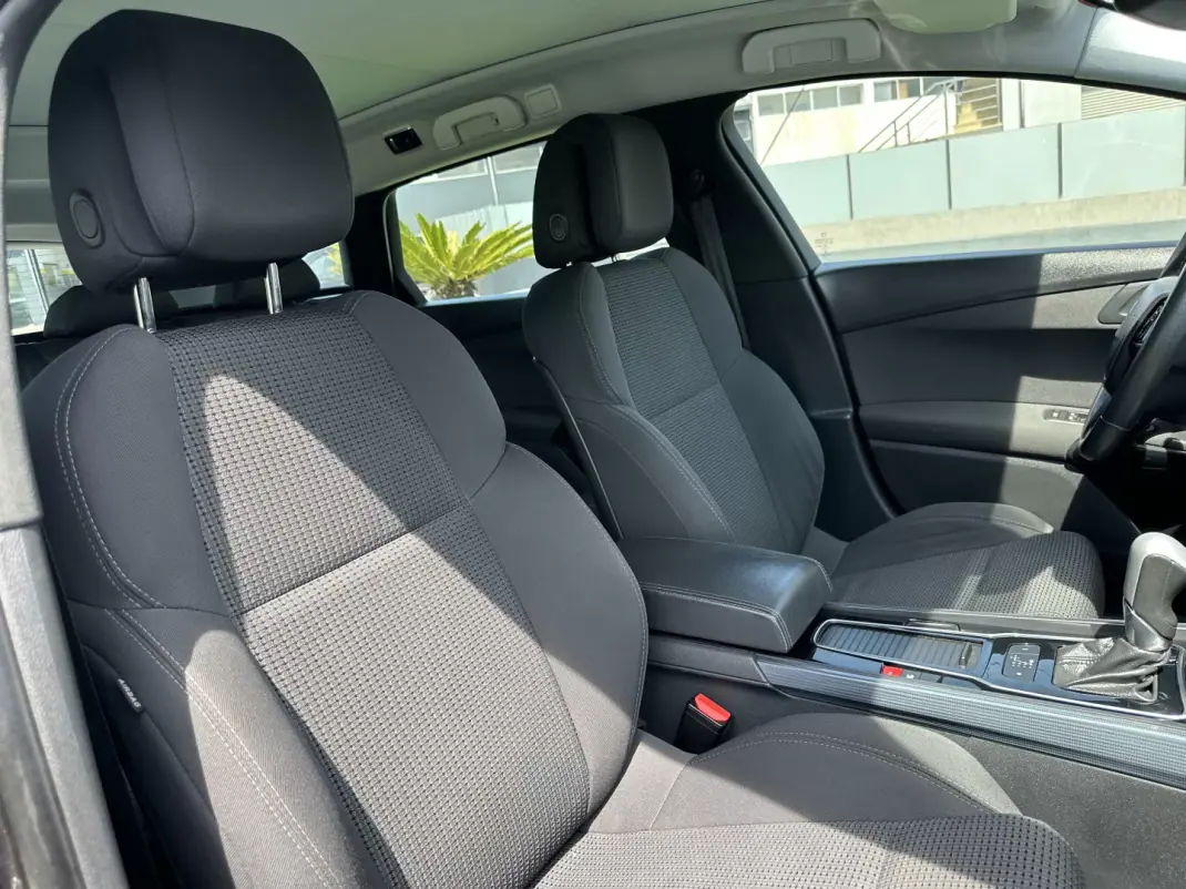 Peugeot 508 SW 2018 - 13900 EUR, 155000 km - AUTO.MOTO.pt - 155000km - foto 60 de 68