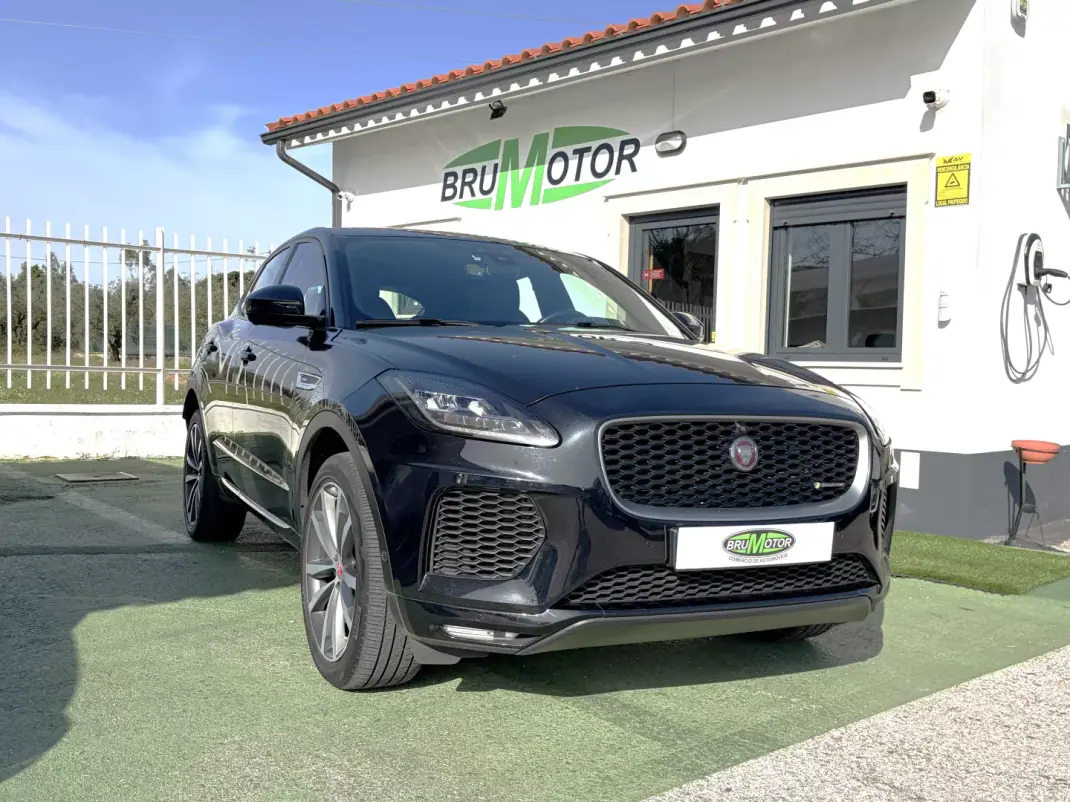 Jaguar E-Pace 2018 - 31500 EUR, 128416 km - AUTO.MOTO.pt - 128416km - foto 1 de 18