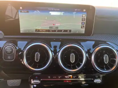 Mercedes-Benz A 180 2019 - 22990 EUR, 127450 km - AUTO.MOTO.pt - 127450km - foto 15 de 20