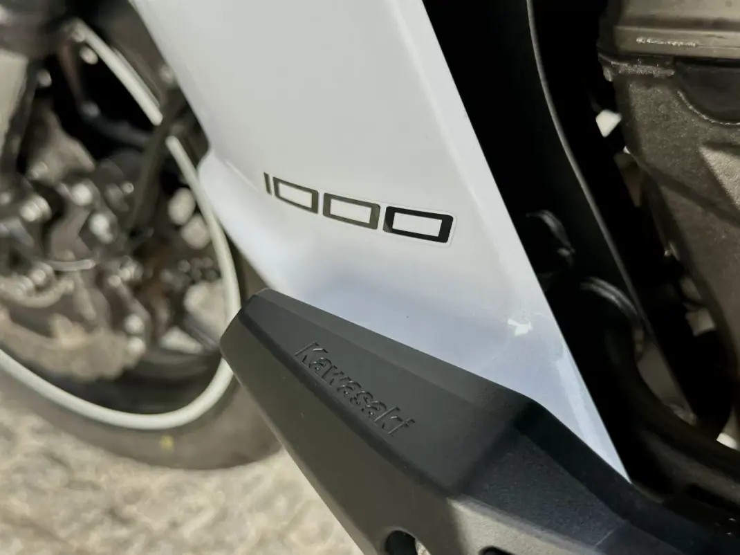 Kawasaki Versys 2015 - 8490 EUR, 79000 km - AUTO.MOTO.pt - 79000km - foto 14 de 22