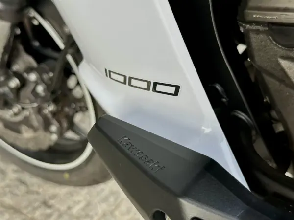 Kawasaki Versys 2015 - 8490 EUR, 79000 km - AUTO.MOTO.pt - 79000km - foto 14 de 22